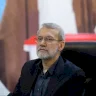 لاريجاني في بيروت: دعم إيراني للبنان وسط جدل حول سلاح حزب الله