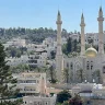 مستوطنون يعتدون على مسجد العزيز في قرية أبو غوش