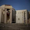 إيران ترفض تفعيل "آلية الزناد" وتطالب بدخول مفتشي روس فقد لمحطة بوشهر النووية