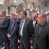 Le ministre jordanien de l'Intérieur participe à la messe de minuit à l'église de la Nativité