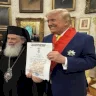 بطريرك القدس يبحث خلال لقائه ترمب القيود المفروضة على ممارسة الطقوس الدينية في القدس