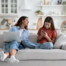 ما لا نعرفه عن آبائنا.. 9 أسئلة تغير علاقتك بوالديك إلى الأبد