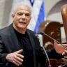 לפיד מאשים את רוסיה ואיראן בניסיון להשפיע על הבחירות הישראליות