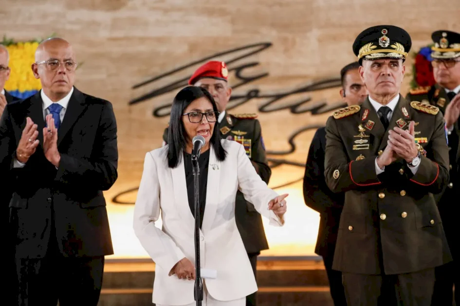 Venezuelan Army and Police Swear Absolute Loyalty to Acting President Delcy Rodríguez