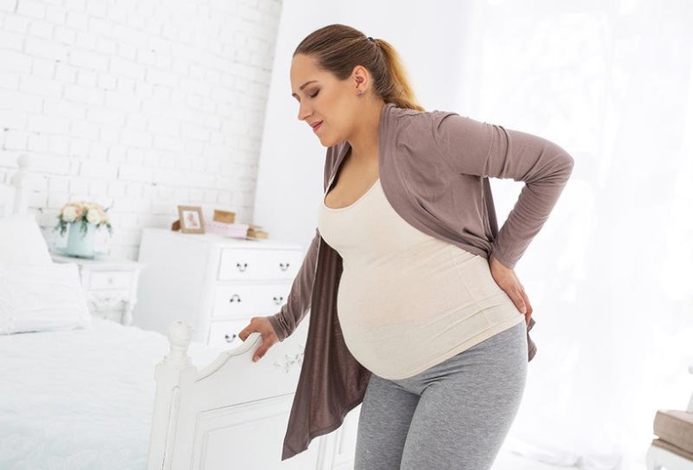 متى تشعر الأم الحامل بحركة الجنين