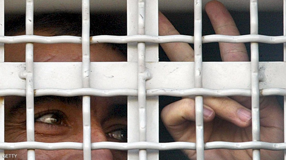 بعد 34 عاما.. إسرائيل تغدر بسبعيني