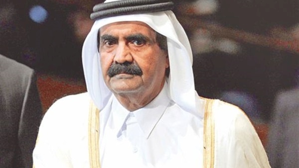 صورة| أمير قطر السابق يتعرض لإصابة تستدعي تدخُّلاً جراحياً