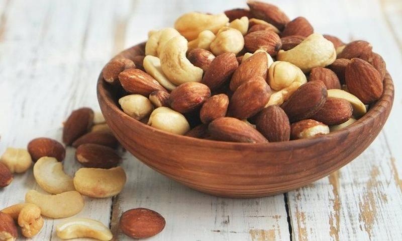 افضل 10 مكسرات وبذور يجب أن تؤكل كل يوم