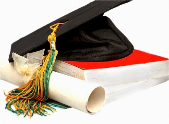 "التعليم العالي" تعلن عن منح دراسية في كازاخستان وقبرص واليابان