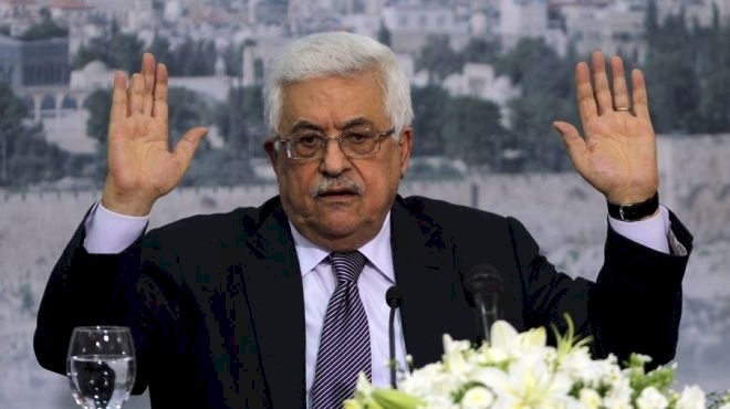 أبو مازن  يرفض التحذيرات الأمريكية ولن يلتقي نائب ترامب