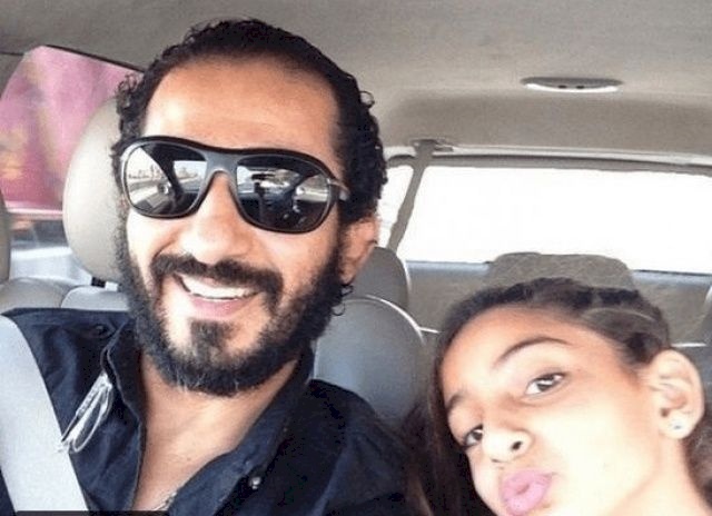 صورة| شاهدوا كيف كان أحمد حلمي في مراهقته
