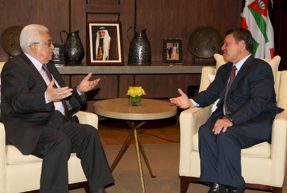 بدء اجتماع القمة بين الرئيس عباس وملك الأردن