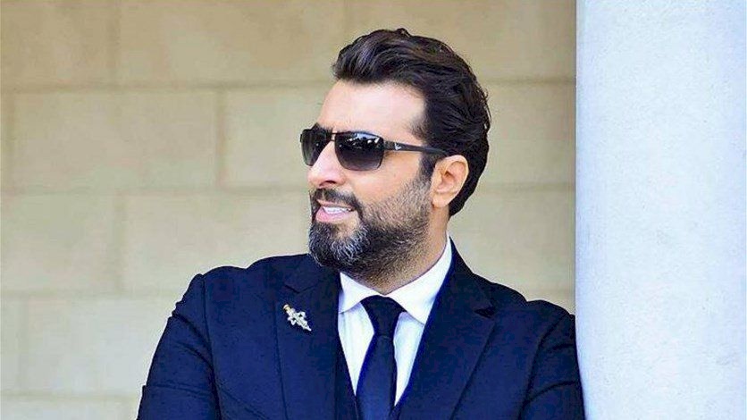 صورة| باسم ياخور في أقسى رد على أحد متابعيه الذي اتّهمه ....؟