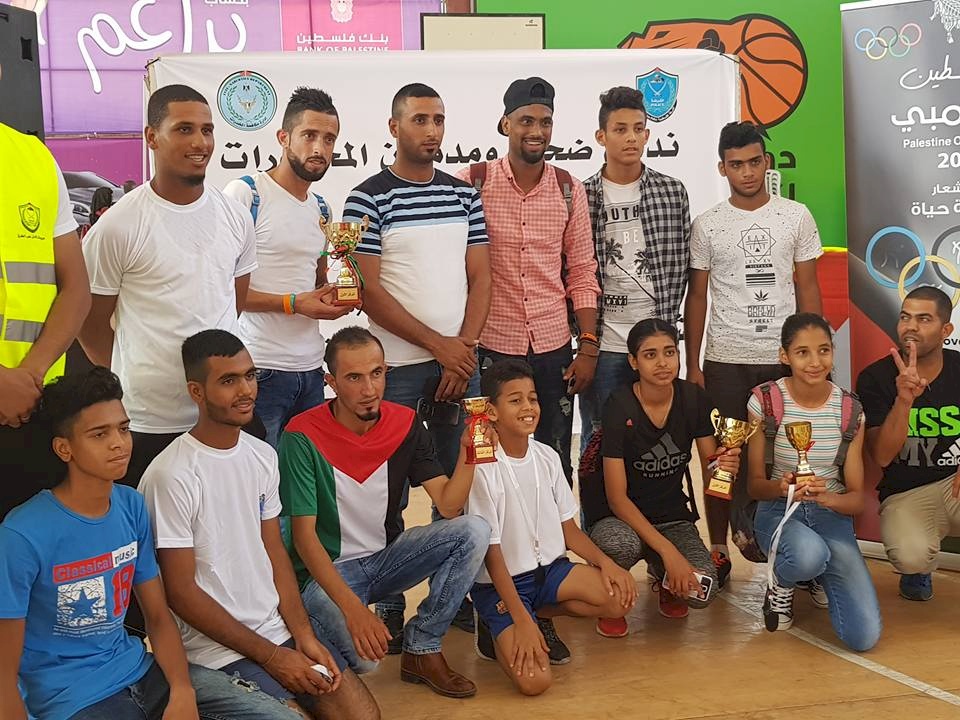 المئات يشاركون في ماراثون "فلسطين بلا مخدرات"