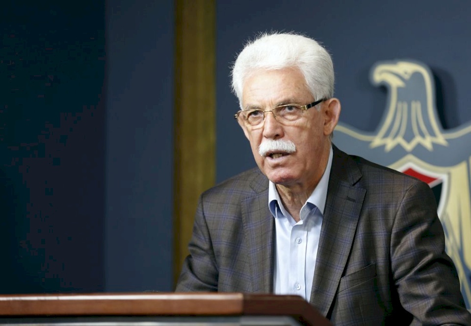 محيسن: لن نبقى أسرى لحماس 