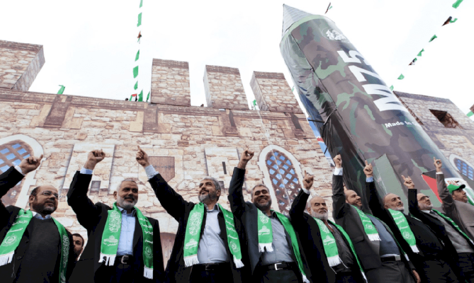 الإمارات تسعى لعلاقات طيبة مع حماس بعد اتهامها بـ"الإرهاب"