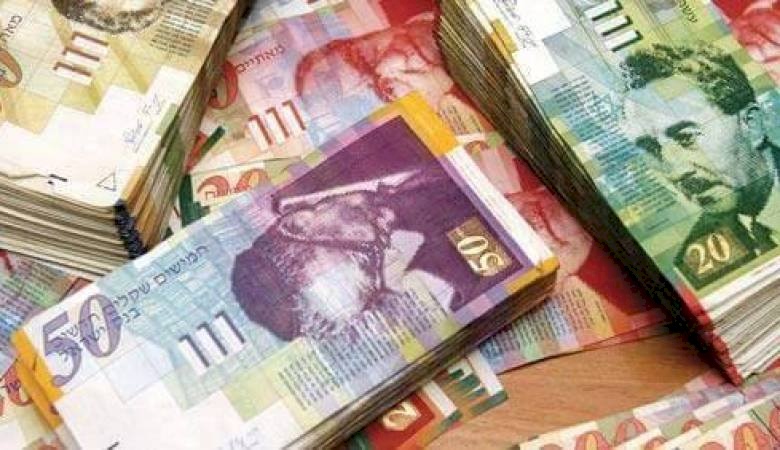 أسعار العملات: الدولار يحافظ على استقراره