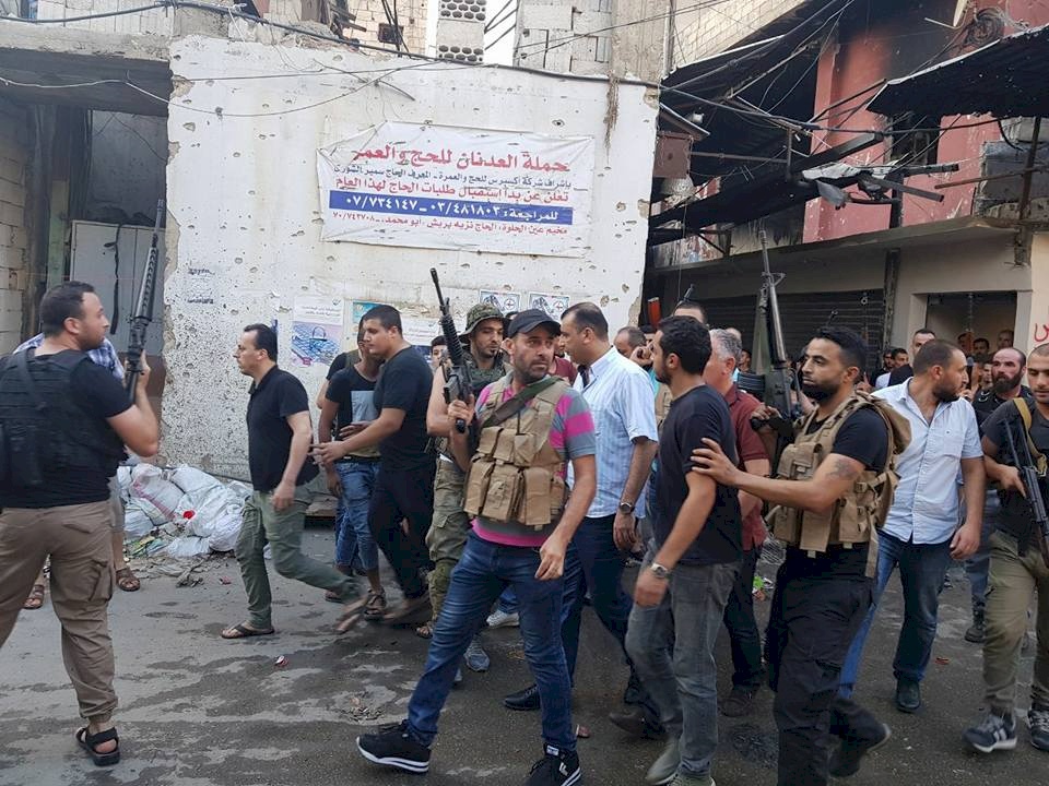   عين الحلوة..خوف وترقب والساعات القادمة لا تبشر خيرا