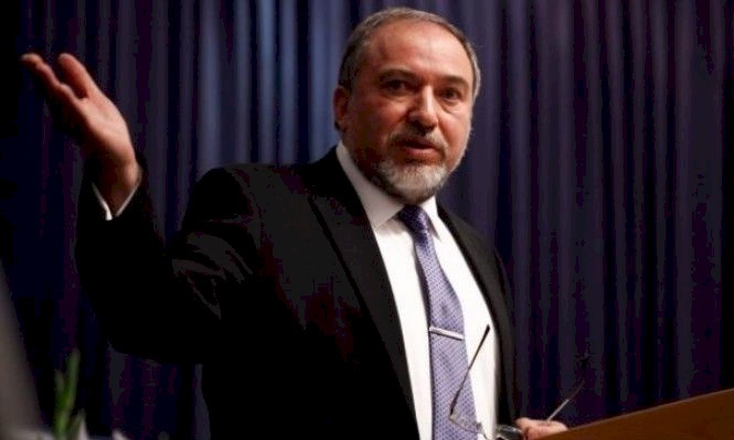 ليبرمان يحرض على عباس ويتهم حماس بمنع صفقة جديدة