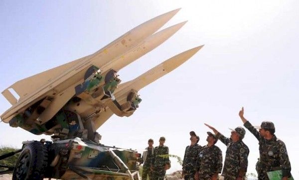 ايران تختبر نظاما جديدا مضادا للصواريخ يدخل الخدمة قريبا