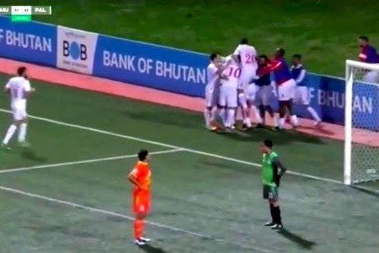 فلسطين تفوز على بوتان وتتصدر