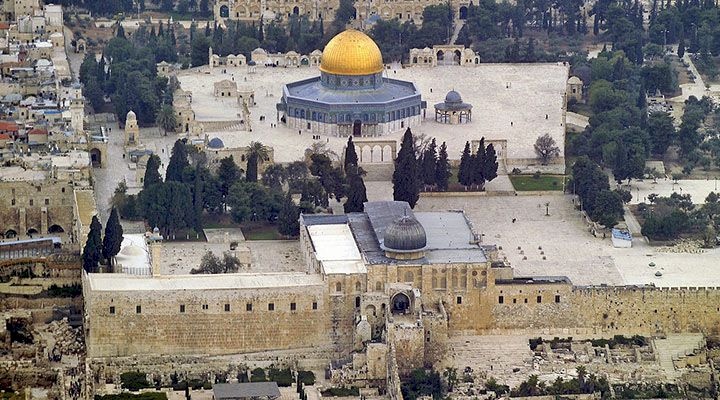 قرار باغلاق مكاتب الأوقاف في الحرم ومحاكمتها كمنظمة إرهابية