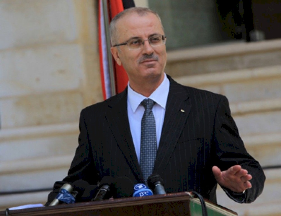 الحمد الله يضع حجر الأساس لمبنى مديرية صحة طولكرم