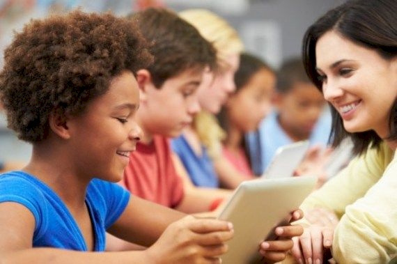 من هي أفضل 10 دول للعمل فيها كمعلم مدرسة؟