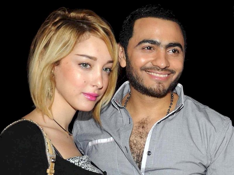بالفيديو.. بسمة بوسيل تفاجئ زوجها تامر حسني في "ذا فويس كيدز"
