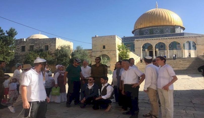 في رابع ايام "عيد العرش".. مئات المستوطنين يقتحمون الأقصى