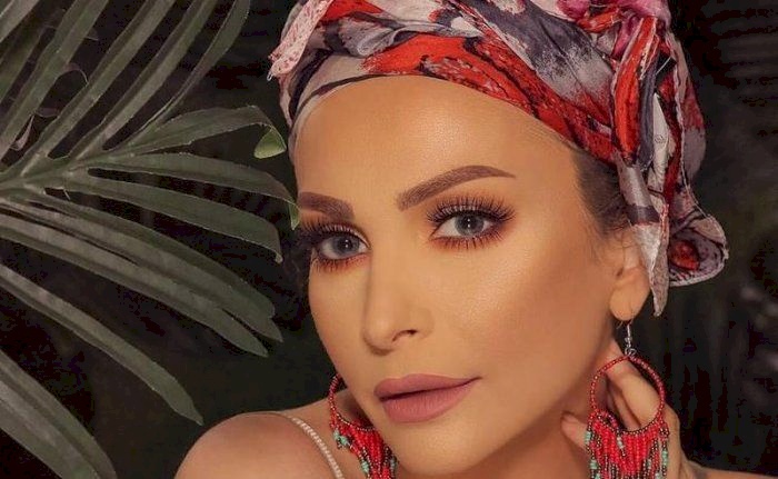 بعد ارتدائها الحجاب.. ماذا قررت أمل حجازي ؟