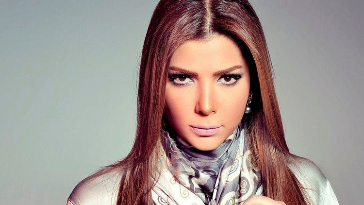 اصالة نصري تهاجم فنانين سوريين