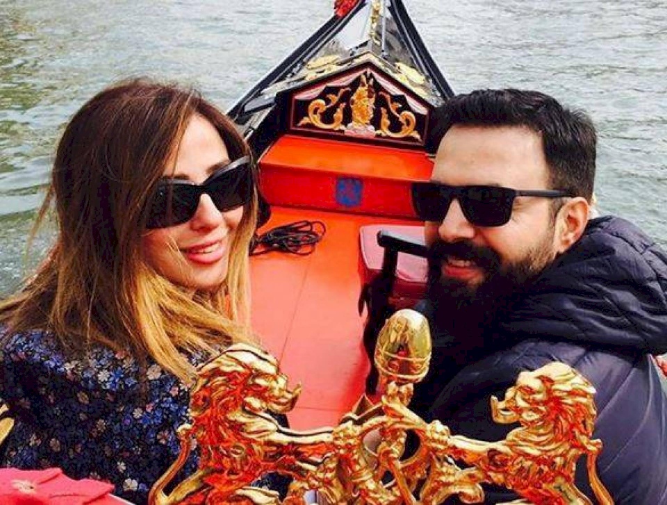ماذا علق قصي خولي على صورة رومنسية لتيم ووفاء الكيلاني؟ تعليقه مضحك