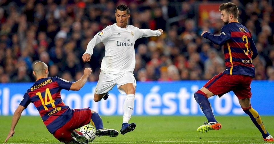 حرب بين برشلونة وريال مدريد والسبب عربي !