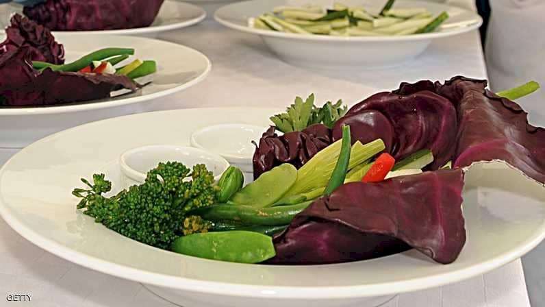 دراسة تكشف فائدة "مذهلة" للسلاطة