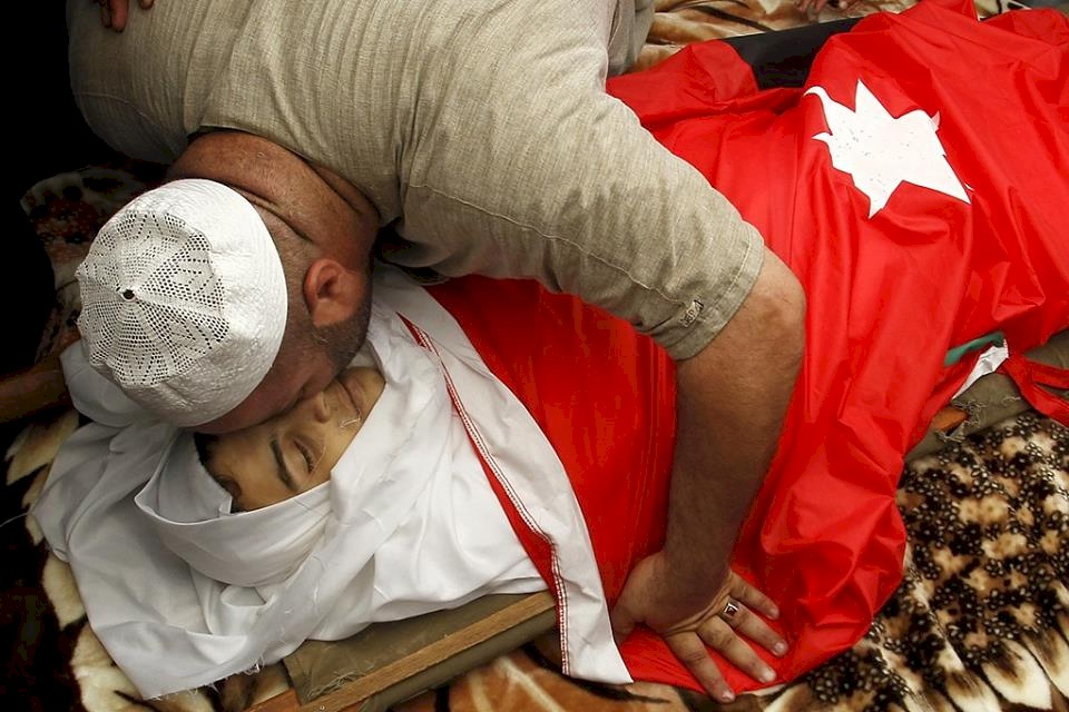 إسرائيل تعوض الأردن  بــ 5 مليون