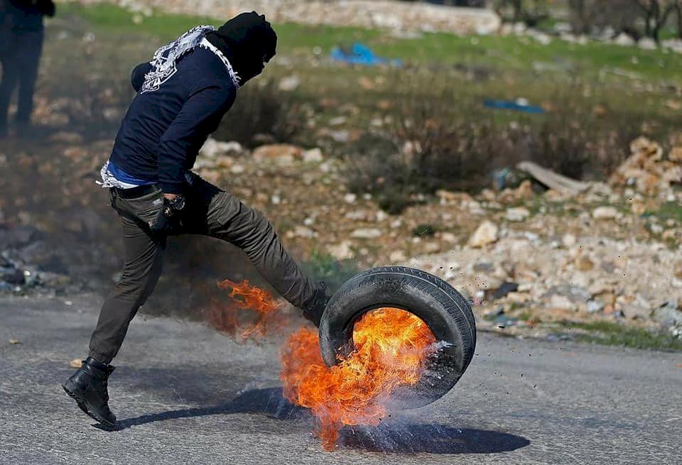 اصابات في "جمعــة الغضــب" 