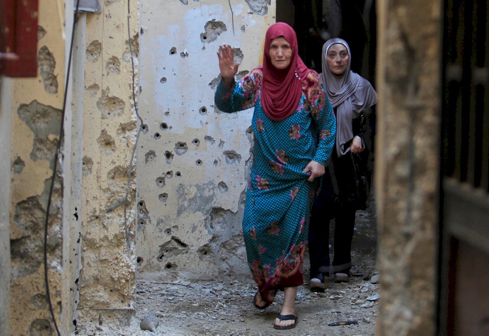 اشتباكات في مخيم عين الحلوة