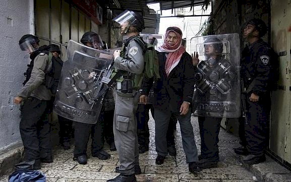 منع  معايعة وصيدم من دخول البلدة القديمة بالقدس