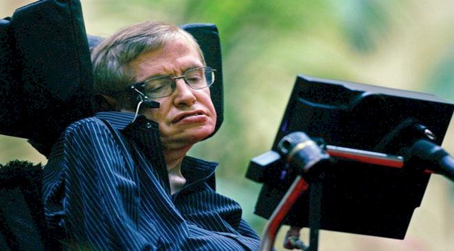 الموت يغيب عالم الفيزياء االشهير ستيفن هوكينغ