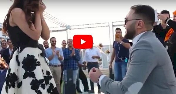 فيديو/ لن تصدق ماذا فعل شاب ليخطب فتاة !