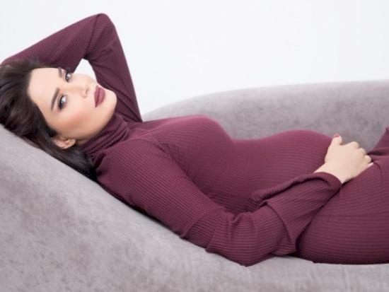 صورة | سيرين عبدالنور تُرزق بكريستيانو