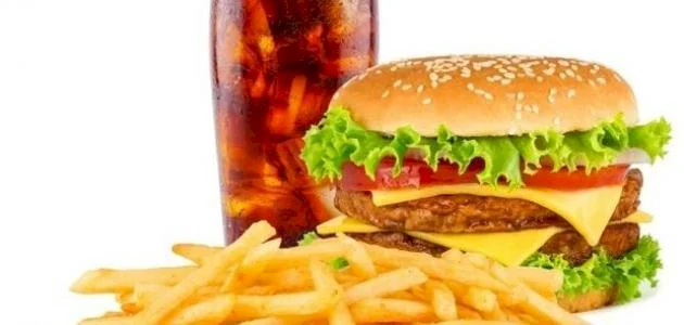 حيلة يومية بسيطة... تكرار الوجبات قد يساعد على فقدان الوزن