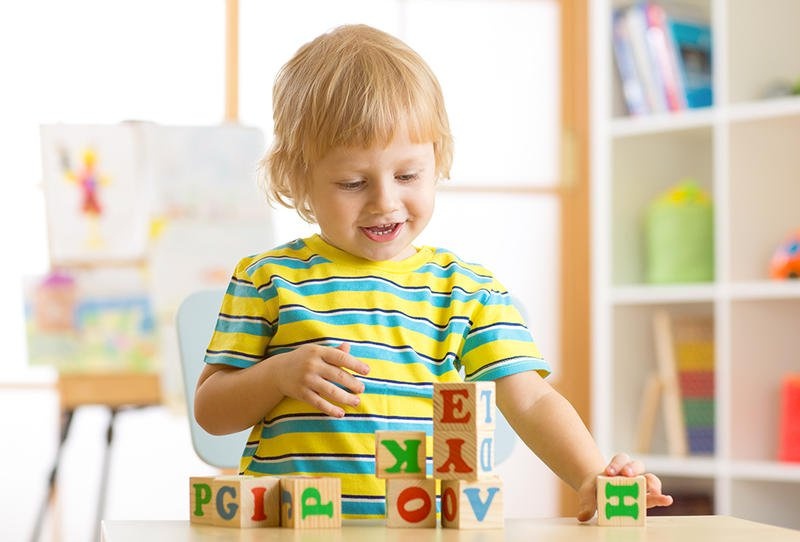 نصائح عملية لتعليم الاطفال الحروف