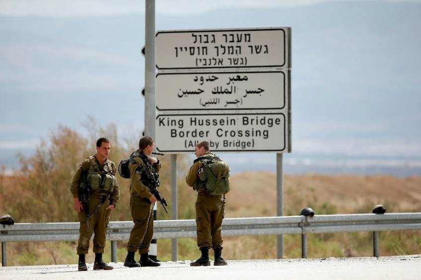 إسرائيل تمنع دخول رئيس بلدية فرنسية لفلسطين