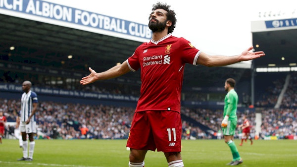 رواتب شهرية من محمد صلاح لـ 450 أسرة فقيرة بقريته