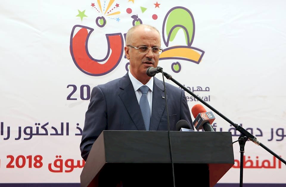 الحمد الله: المطلوب الالتفاف حول مواقف الرئيس الصلبة