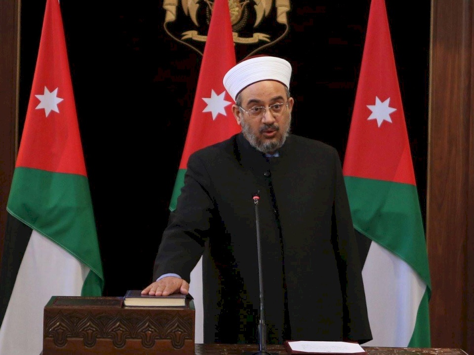 الأردن تستثني غزة وحملة الجوازات المؤقتة من إنهاء عملهم