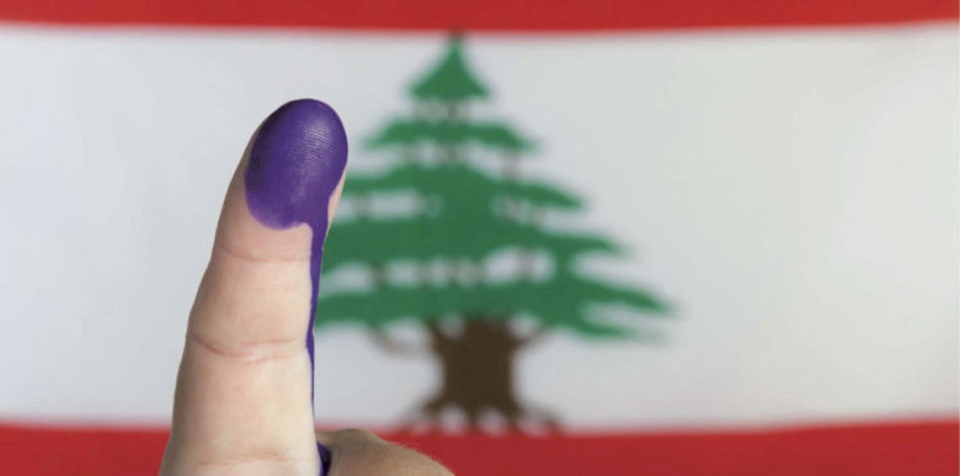 فتح صناديق الاقتراع للانتخابات اللبنانية