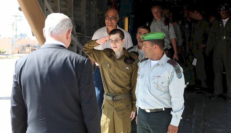    مسؤول ألماني يتحدث عن كواليس صفقة "شاليط" لاول مرة